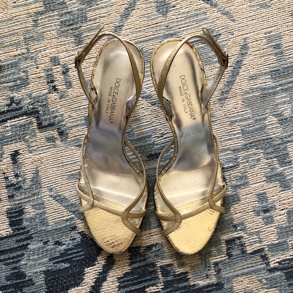 DOLCE AND GABBANA GOLD STRAPPY HEELS